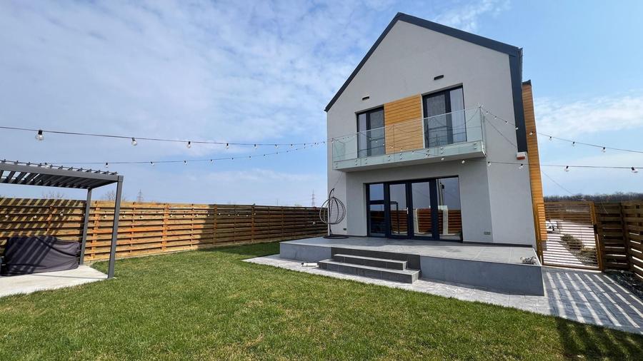 Vilă de Lux lângă Pădurea Balotești – Rafinament, Natură și Design Personalizat - 1