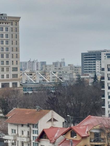 Apartament 3 camere zona centrala - 2