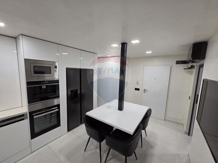 Apartament cu 3 camere etajul 1, zona Poienita - 8