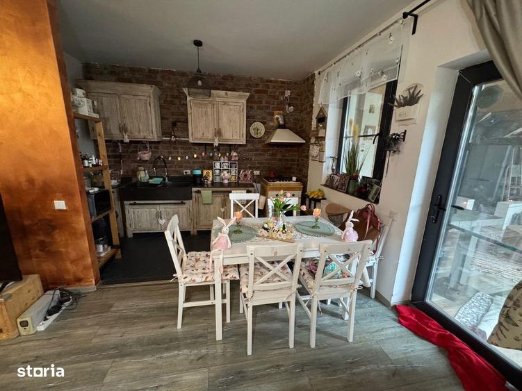 Vila 23 august 4 camere, teren 230m2 - 3