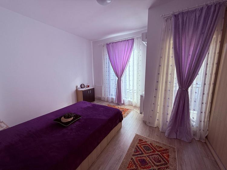 Casă tip insiruită de lux în ansamblul Margelelor – Comision 0 - 5