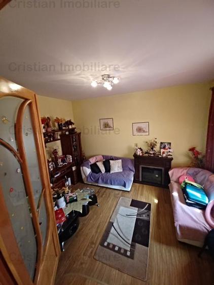Casa Pretabila 2 familii, suprafata teren 290 mp, toate utilitatile, zona Centra - 10