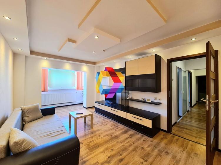 Apartament 3 camere de vânzare, zona Racadau , 76 mp, spatii-comerciale-brasov. - 1
