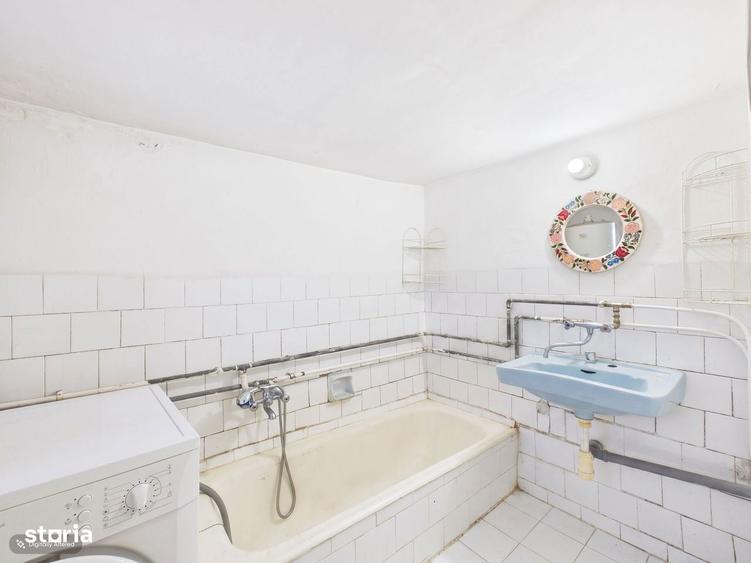Casa cu 3 camere si 2646 mp teren in Dombegyhaz - 2