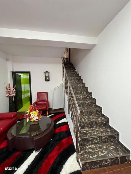 Casa de vanzare + 2 spa?ii comerciale func?ionale + foi?or acoperit - 11