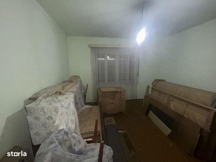 Casa individuala , 3 camere , 244 mp teren - 4