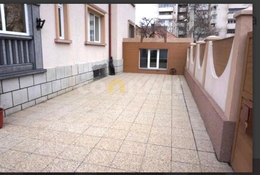 Casa / Vila de inchiriat in zona Piata Cipariu - 4