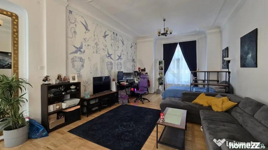 Garsonieră decomandată în Universitate
