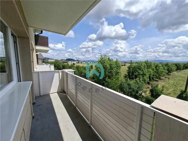 Apartament cu 2 camere decomandat în Sânpetru