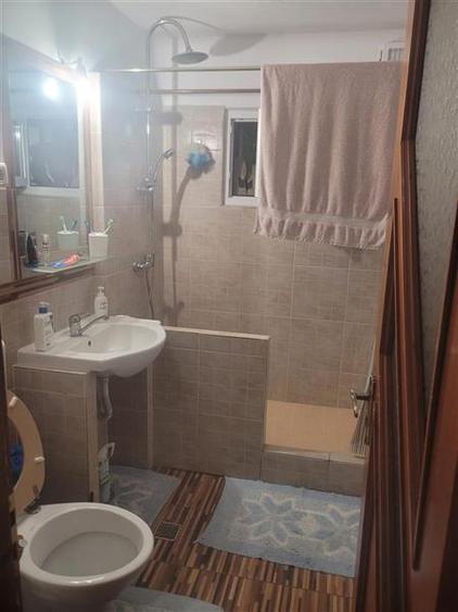 Apartament cu 2 camere decomandat în 9 Mai