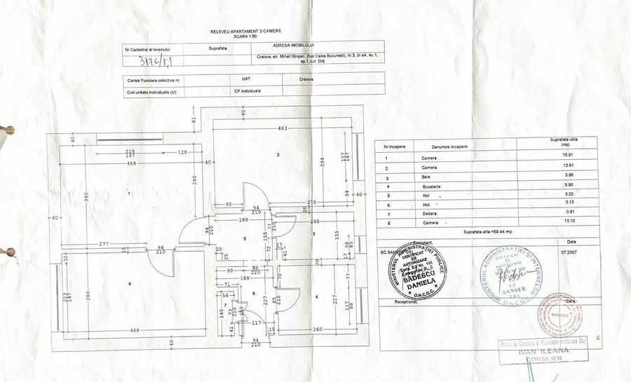 Apartament cu 3 camere decomandat în Exterior Vest