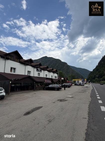 Spațiu comercial, de 1,200 mp, în Central
