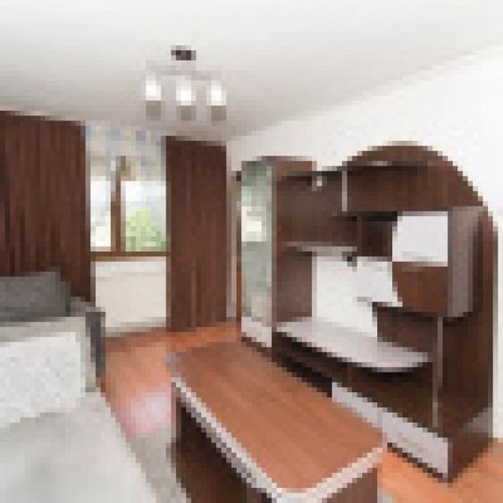 Apartament cu 3 camere semidecomandat în Ștefănești