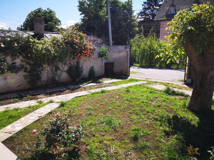 V&acirc;nzare casa 5 camere sector 1 Bucurestii Noi 2 Cocosi, str. Libelulei - 12