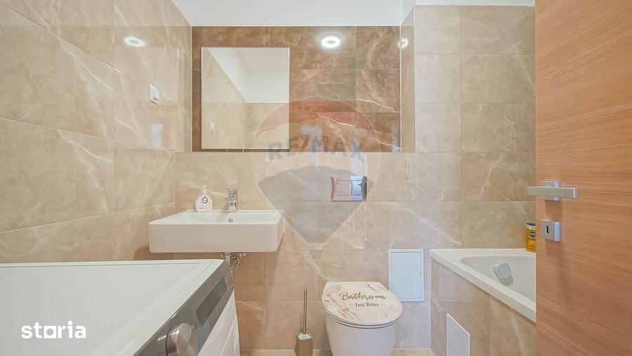 Apartament cu 3 camere în Tractorul