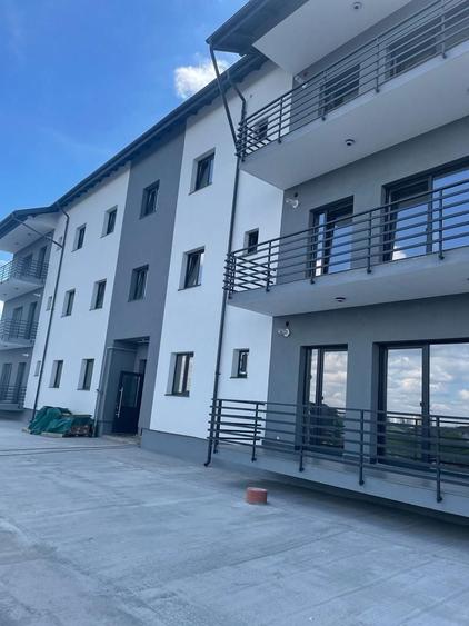 Apartament cu 2 camere decomandat în Trivale
