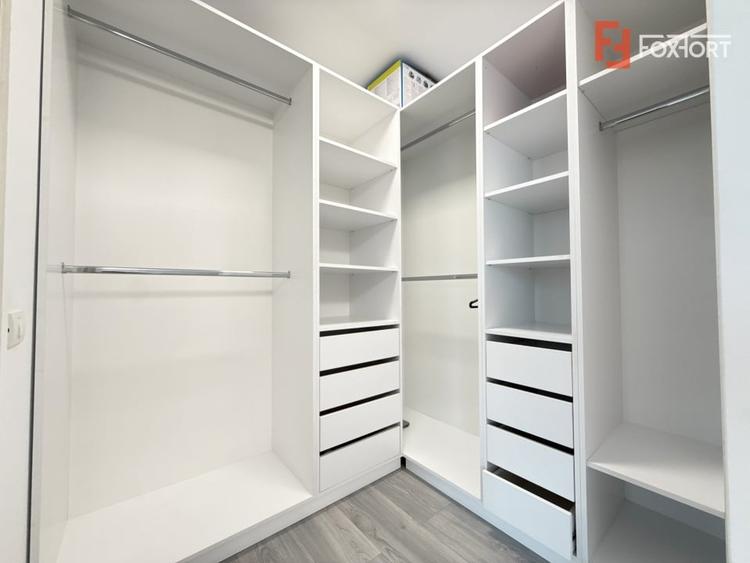 Casă individuală cu 5 camere cu Teren 1033 Mp în Săcălaz