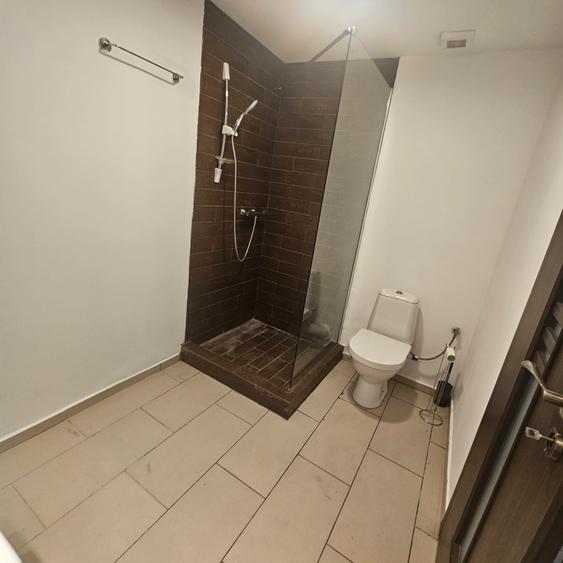 Apartament cu 3 camere decomandat în Pipera