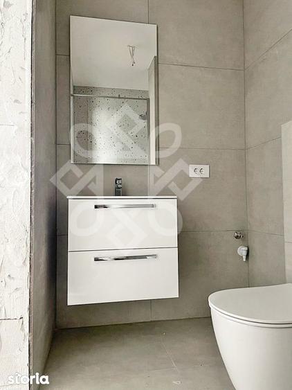 Apartament cu 2 camere semidecomandat în Seleuș