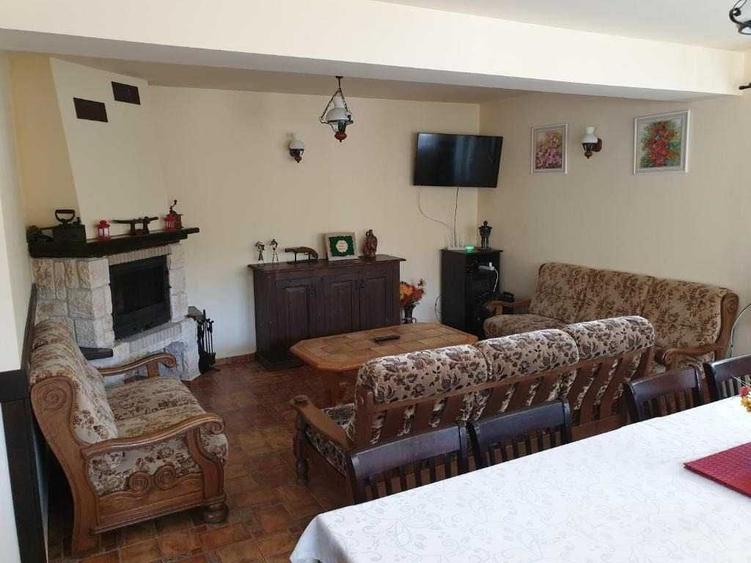 Casă cu 4 camere cu Teren 310 Mp în Central