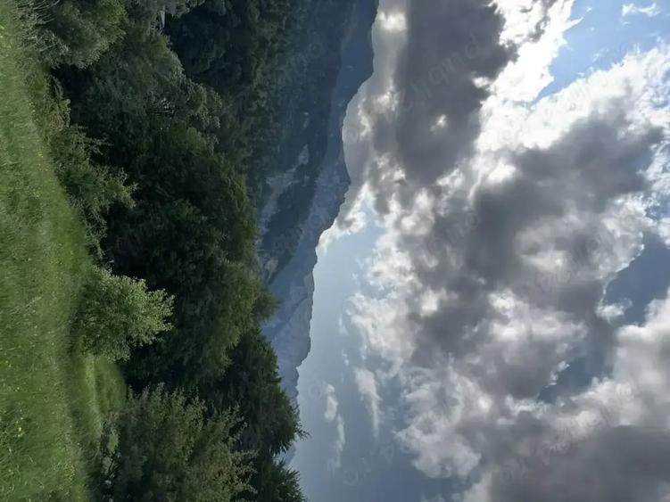 Teren de 5047 mp, în Cumpătu