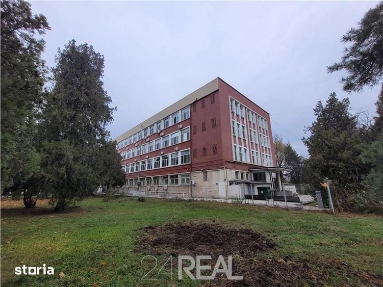 Spațiu comercial, de 835 mp, în Industriilor