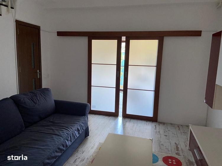 Casa de inchiriat 4 Camere - Aparatorii Patriei - 3