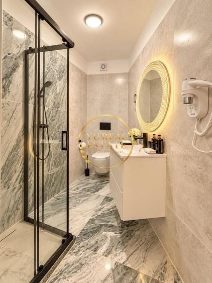 Apartament cu 3 camere semidecomandat în Central