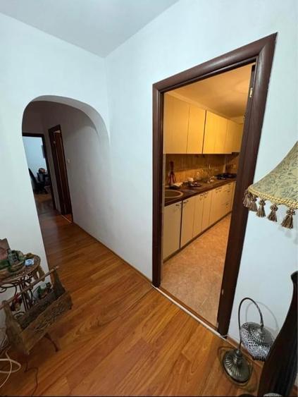 Apartament cu 2 camere, mobilat în Gară