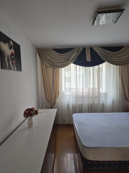 Apartament cu 2 camere decomandat, mobilat în Prelungirea Ghencea