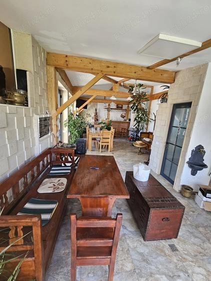 Casă cu 6 camere în Gheorgheni