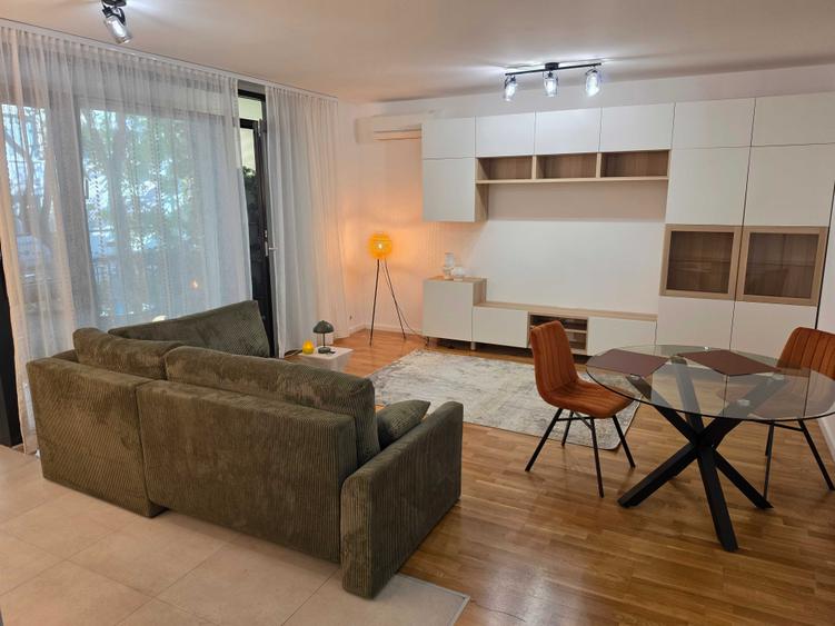 Apartament cu 2 camere decomandat în Timpuri Noi