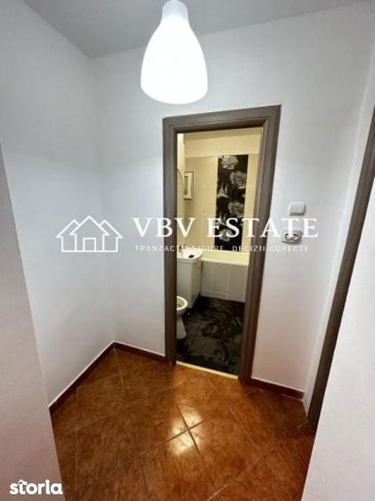Apartament cu 3 camere decomandat, mobilat în Tineretului