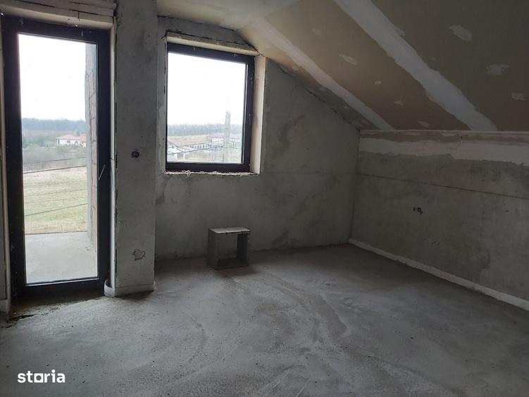 Casă cu 4 camere în Viile Satu Mare