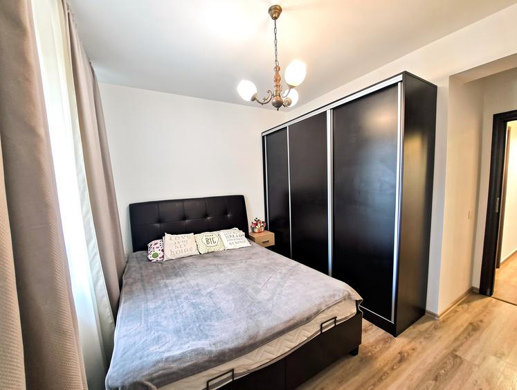 Apartament cu 2 camere decomandat în Berceni