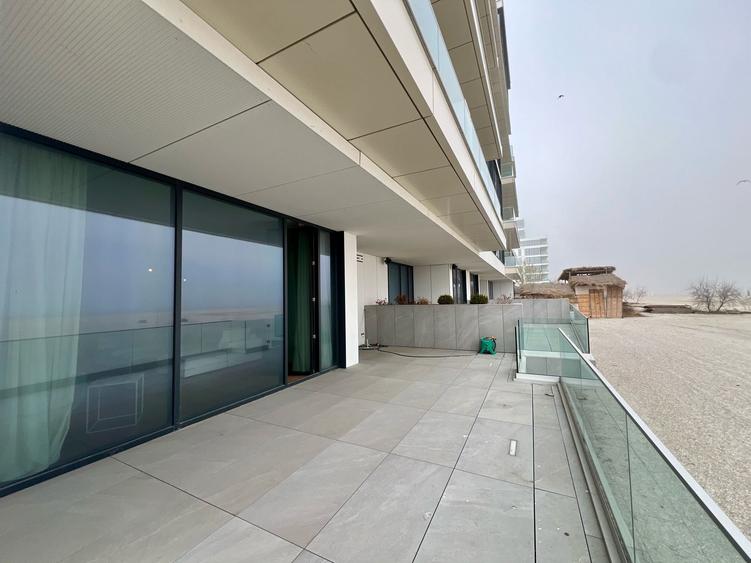 4 camere lux, One Mamaia terasă de 100 mp și vedere frontală - 10
