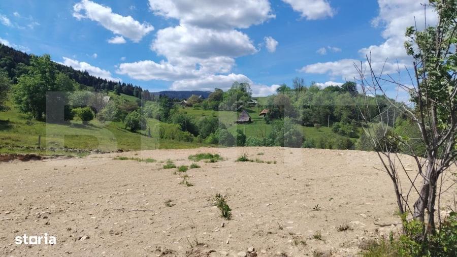Teren 1000 mp, zona Rogojel, poalele Vladesei, Panorama montana de vis - 3
