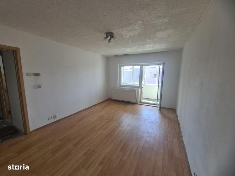 Apartament cu 2 camere decomandat în Scriitorilor