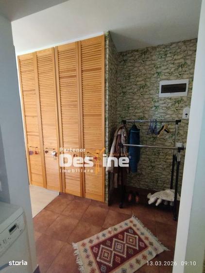 Apartament cu 3 camere, mobilat în Central — fotografia 3