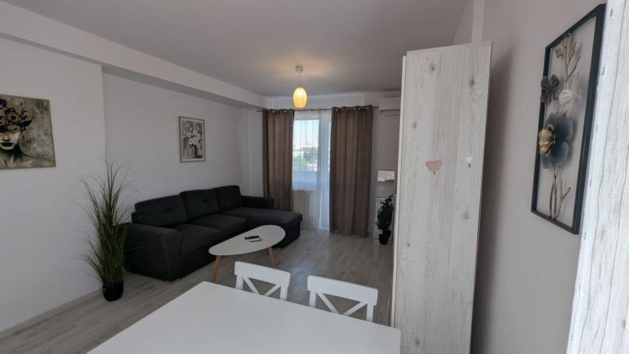Apartament cu 2 camere decomandat în Exterior Vest