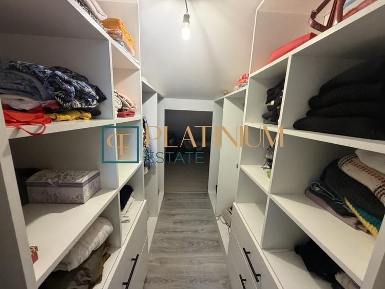 Duplex cu 4 camere cu Canalizare în Plopi