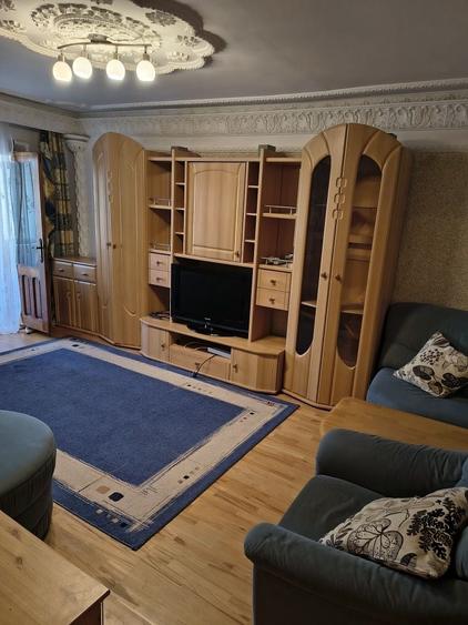 Apartament cu 3 camere în Valea Moșneagului