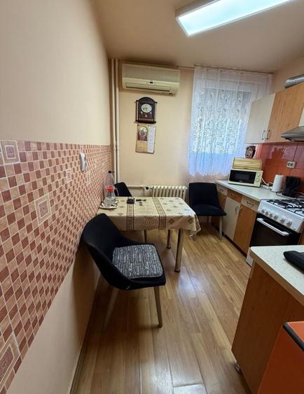 Apartament cu 2 camere decomandat în Decebal