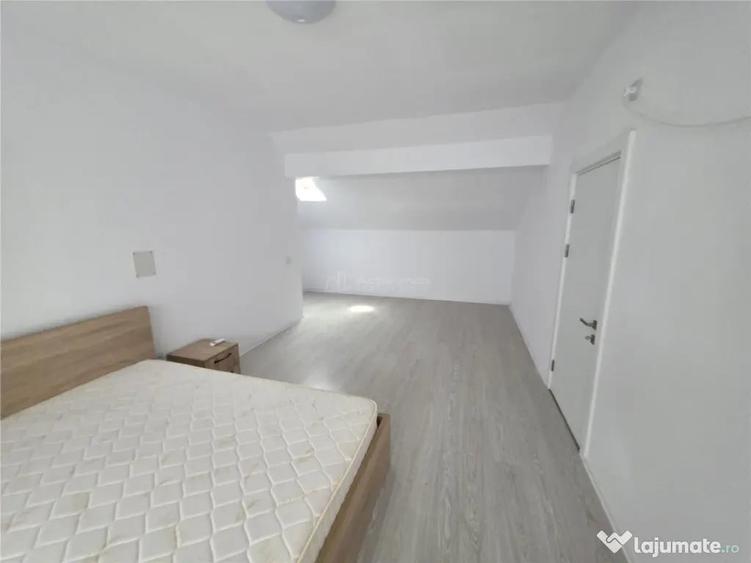 Casă cu 5 camere cu Teren 85 Mp în Central