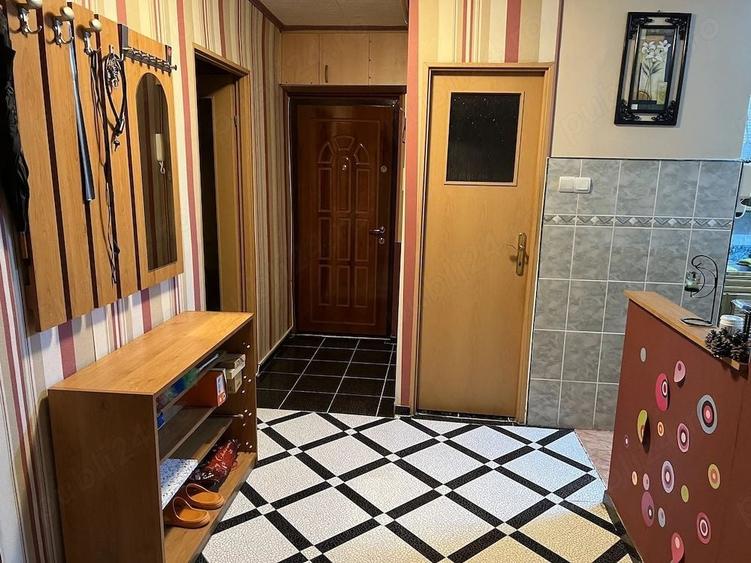 Apartament cu 3 camere decomandat, mobilat în Mărăști