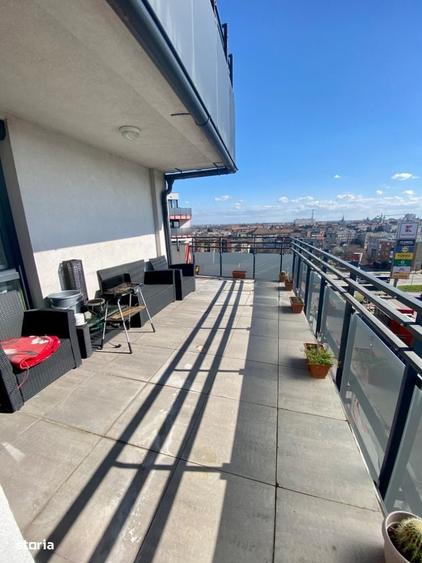 Apartament cu 3 camere semidecomandat în Central