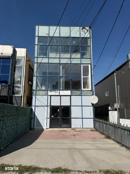 Spațiu comercial, de 330 mp, în Central