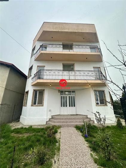 Spațiu comercial, de 350 mp, în Costinești