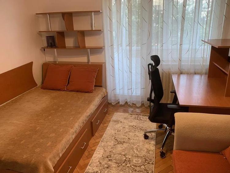 Apartament cu 2 camere decomandat, mobilat în Podu Roș