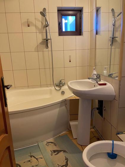 Apartament cu 3 camere, mobilat în Predeal